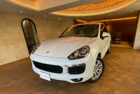 ポルシェ カイエン 中古車