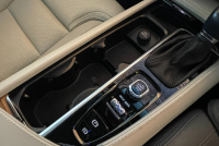 ボルボ XC90 中古車