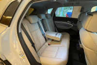 アウディ e-tron 中古車