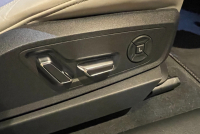 アウディ e-tron 中古車