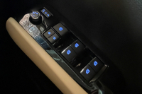 トヨタ アルファード ハイブリッド 中古車