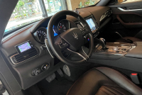 マセラティ レヴァンテ 中古車