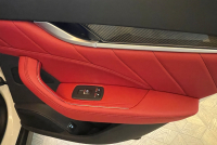 マセラティ レヴァンテ 中古車