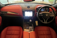 マセラティ レヴァンテ 中古車