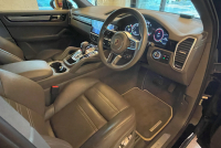 ポルシェ カイエン 中古車