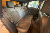 ポルシェ マカン 中古車