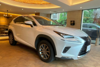 レクサス NX 中古車