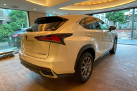 レクサス NX 中古車