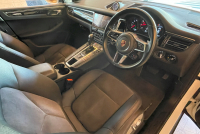 ポルシェ マカン 中古車