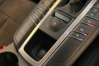 ポルシェ マカン 中古車