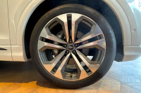 アウディ Q8 中古車