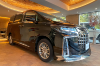 トヨタ アルファード ハイブリッド 中古車