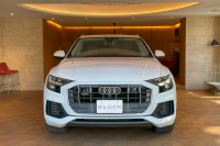 アウディ Q8 中古車