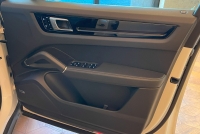 ポルシェ カイエン 中古車