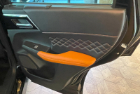 三菱 アウトランダー PHEV 中古車