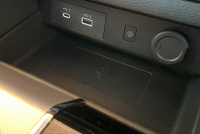 三菱 アウトランダー PHEV 中古車