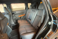 三菱 アウトランダー PHEV 中古車