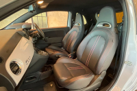 アバルト 595 中古車