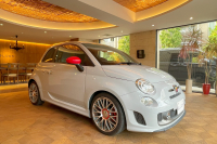 アバルト 595 中古車