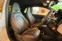 アバルト 595 中古車