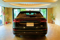 アウディ Q8 中古車