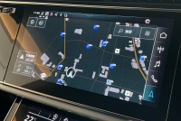 アウディ Q8 中古車