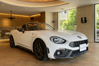 アバルト 124スパイダー 中古車