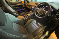 ポルシェ カイエン 中古車