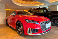 アウディ TTS 中古車