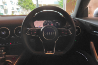 アウディ TTS 中古車