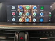 アルファロメオ ステルヴィオ 中古車