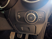 アルファロメオ ステルヴィオ 中古車