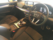 アウディ Q5 中古車