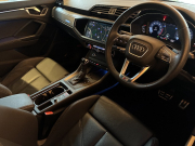 アウディ Q3 中古車