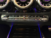 メルセデスベンツ GLA 中古車