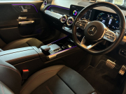 メルセデスベンツ GLB 中古車