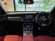 アルファロメオ ステルヴィオ 中古車