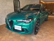 アルファロメオ ステルヴィオ 中古車