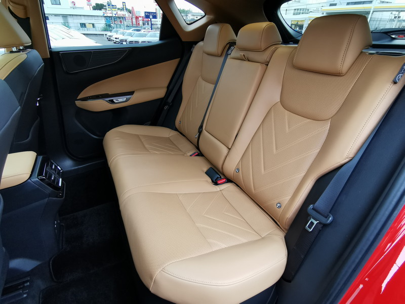 レクサス NX 中古車