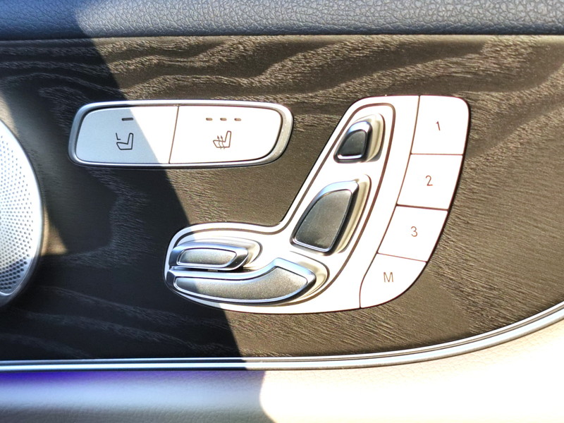 メルセデスベンツ Eクラス 中古車