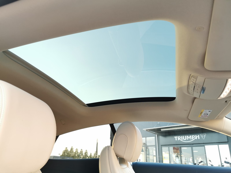 メルセデスベンツ Eクラス 中古車