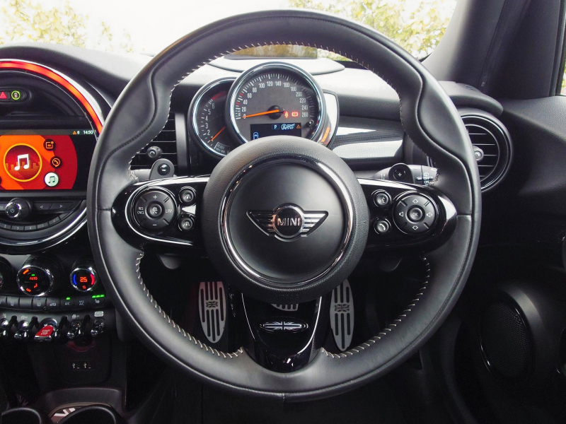 MINI(ミニ) ミニ 中古車