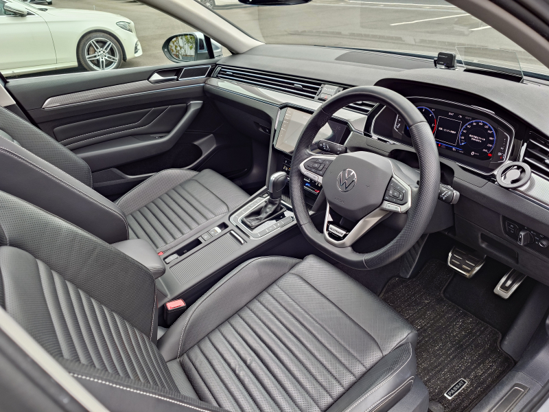 フォルクスワーゲン パサート 中古車