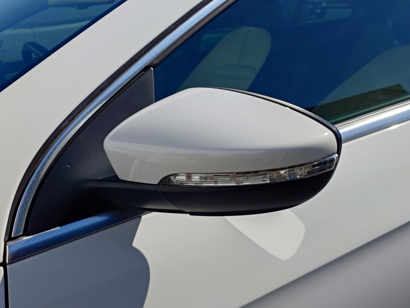 フォルクスワーゲン パサートCC 中古車