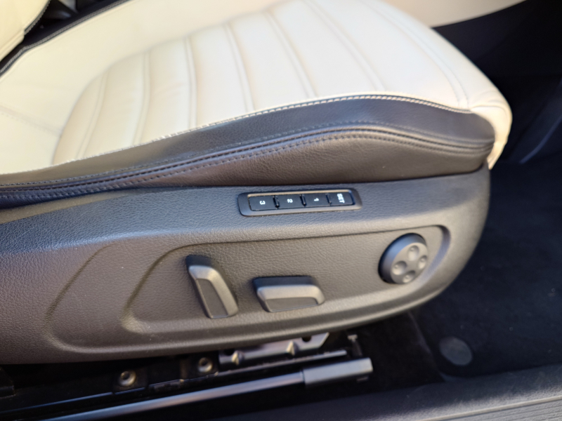 フォルクスワーゲン パサートCC 中古車