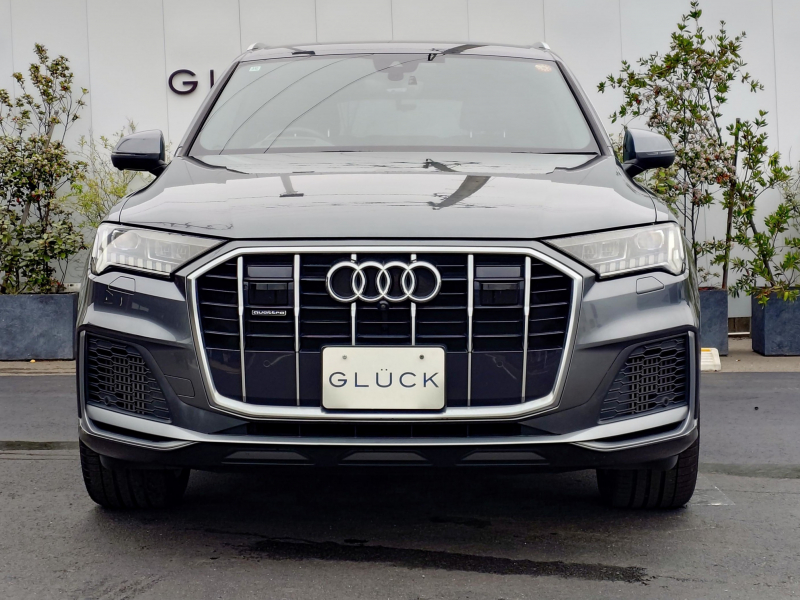 アウディ Q7 中古車