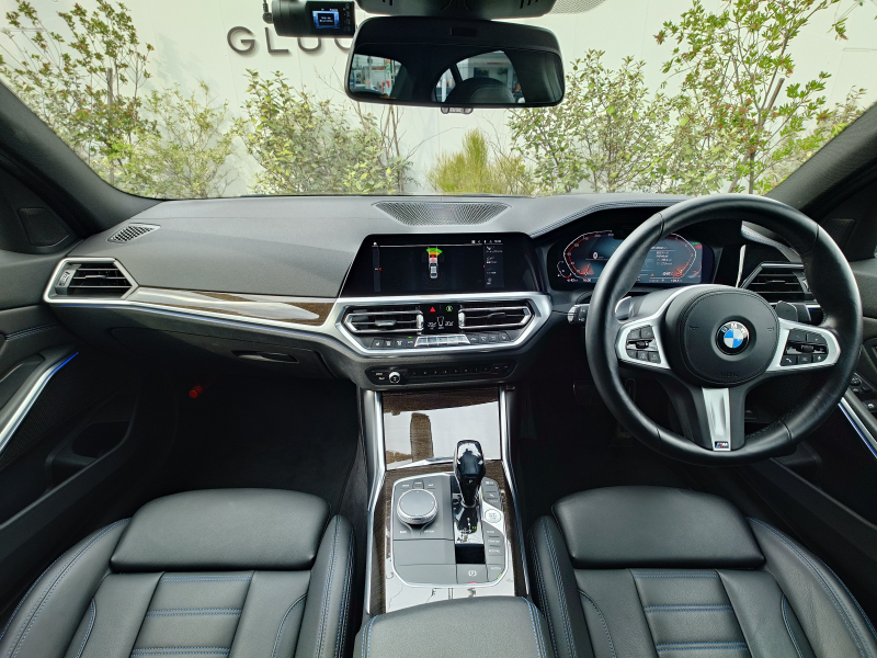 BMW 3シリーズ 中古車