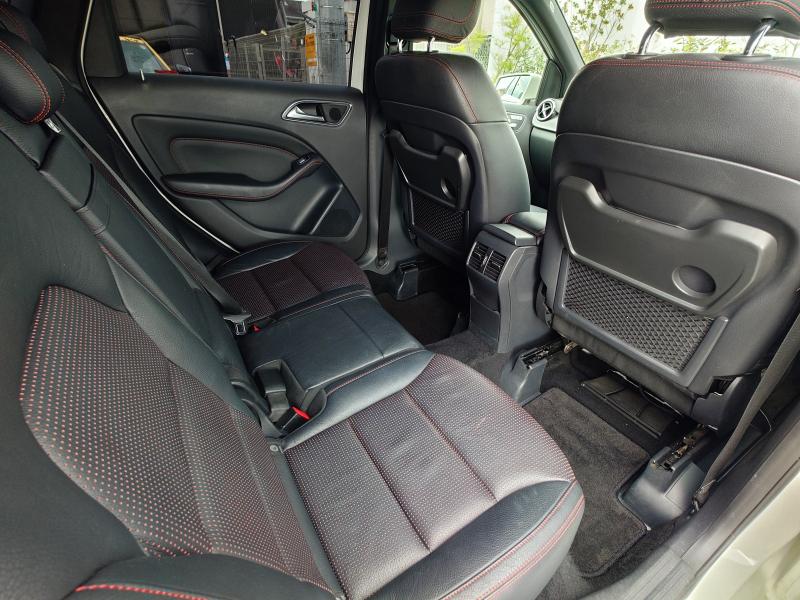 メルセデスベンツ Bクラス 中古車