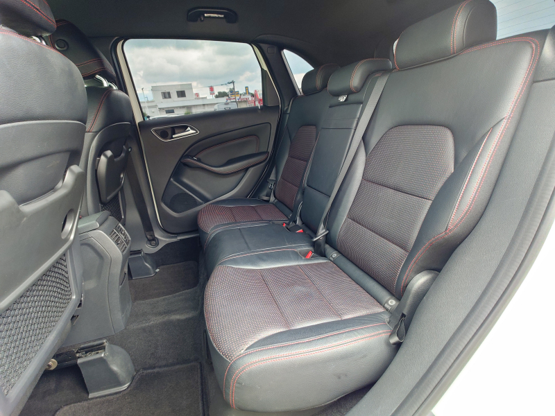メルセデスベンツ Bクラス 中古車