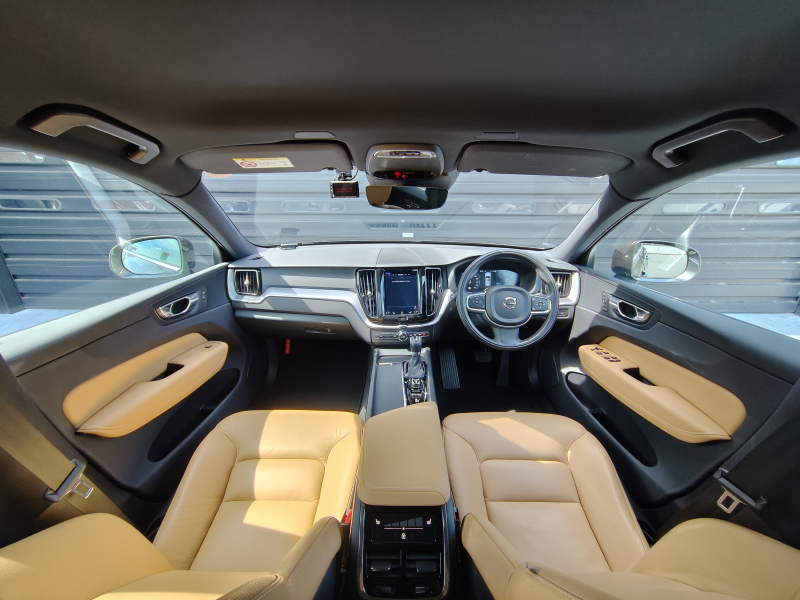 ボルボ XC60 中古車